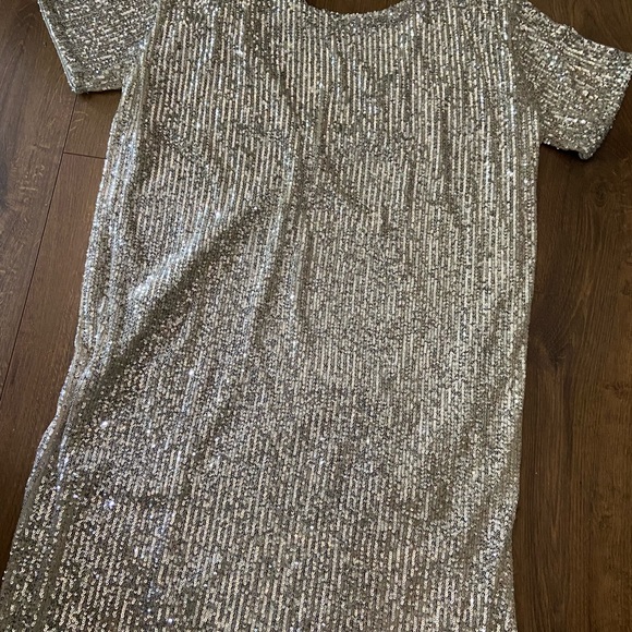 Sequin dress from asos brand new with tags never worn sx12 - Picture 6 of 6